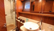 MOLIVER -  Guest Bathroom